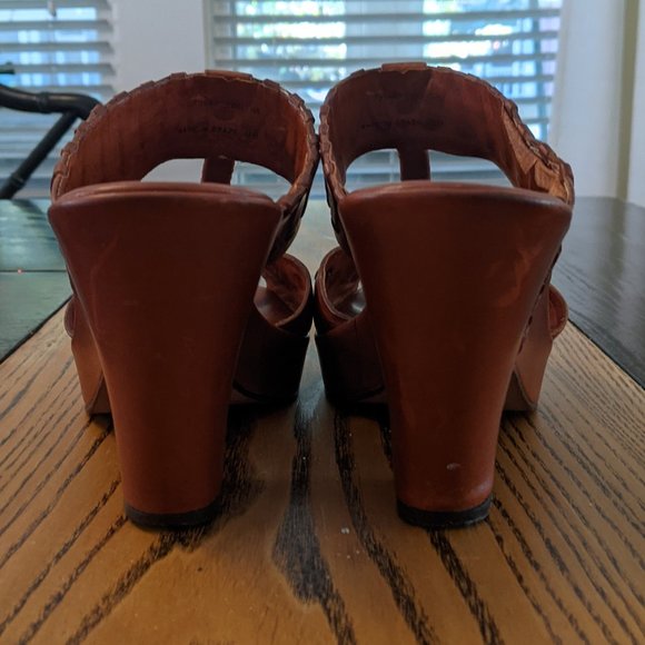 Frye Leather Wedge Slides in Brown - Picture 4 of 10